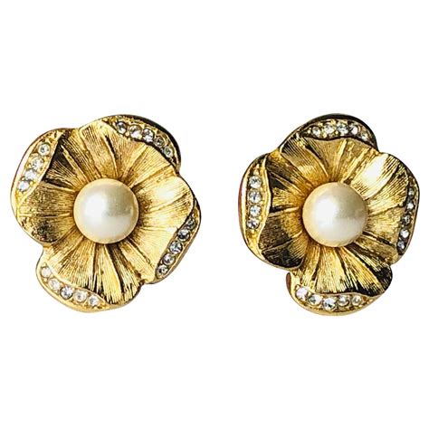 dior boucles d oreille|christian dior fashion earrings.